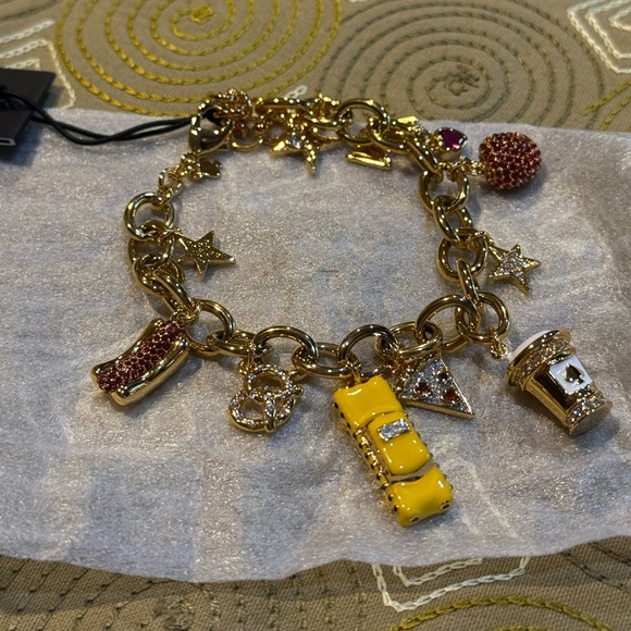 NEW kate spade new york Hit The City Charm NYC Gold Tone Bracelet 7.25”-8.75” - Picture 5 of 15